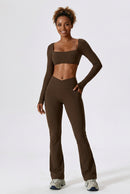 Conjunto Fitness Feminino com Legging Flare e Top Cropped