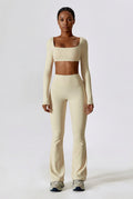Conjunto Fitness Feminino com Legging Flare e Top Cropped