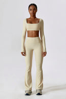 Conjunto Fitness Feminino com Legging Flare e Top Cropped